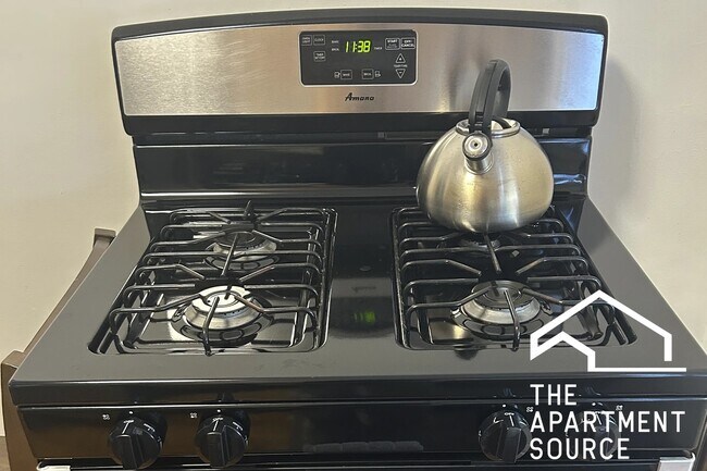 1911 W Larchmont Ave, Unit 2B in Chicago, IL - Building Photo - Building Photo