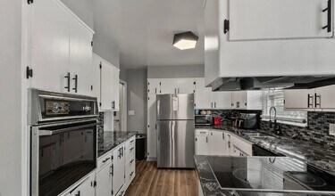 4935 S 129th St in Omaha, NE - Building Photo - Building Photo