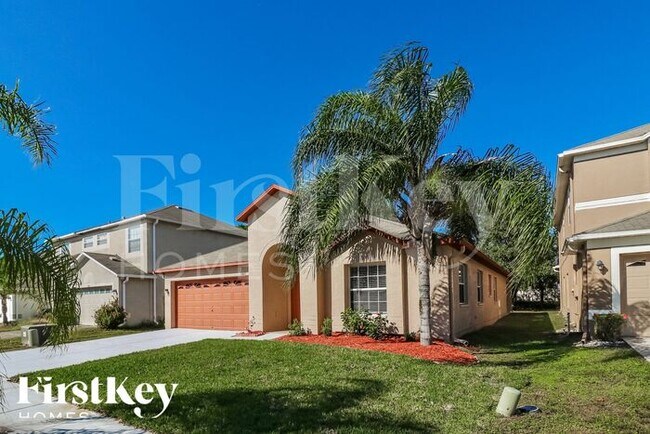 31421 Glendalough Way in Wesley Chapel, FL - Building Photo - Building Photo