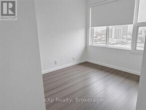 85 Duke St W in Kitchener, ON - Building Photo - Building Photo