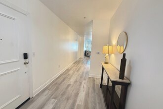 628 Cleveland St in Clearwater, FL - Foto de edificio - Building Photo