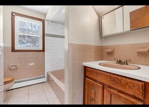 14 Monson St in Johnston, RI - Building Photo - Building Photo