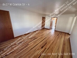 8417 W Center St in Milwaukee, WI - Building Photo - Building Photo