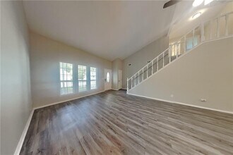 5025 Bent Creek Ct in Sugar Hill, GA - Building Photo - Building Photo