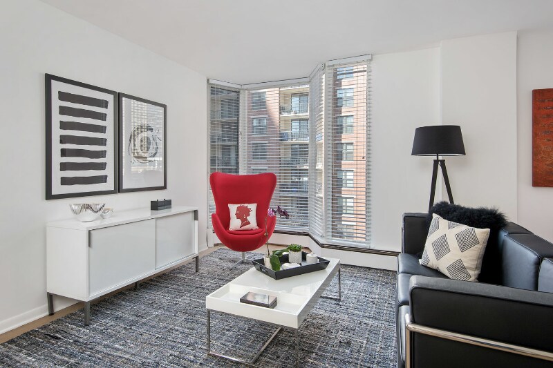 55 W Chestnut St-Unit -1003 in Chicago, IL - Building Photo