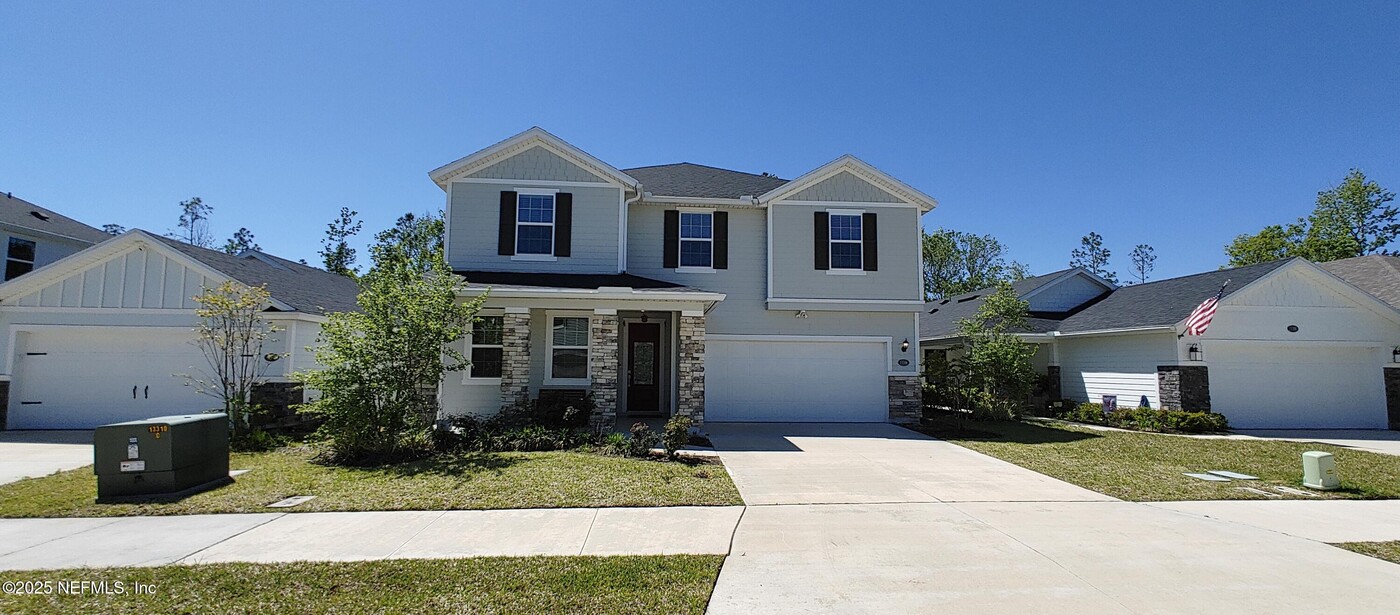 13306 Brookwater Dr in Jacksonville, FL - Building Photo