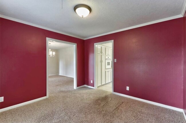 property at 2011 Stebbins Dr