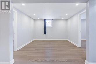 291 Poplar St in Oshawa, ON - Building Photo - Building Photo