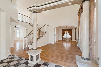 8594 Lambert Dr in Las Vegas, NV - Building Photo - Building Photo