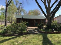 Lodge at Cozy Acres in Mountain Pine, AR - Foto de edificio - Building Photo