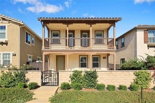 2051 Tracy Ln in Alhambra, CA - Building Photo