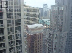 763 Bay St. in Toronto, ON - Building Photo