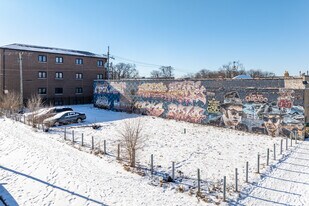 750 N Avers Ave in Chicago, IL - Building Photo