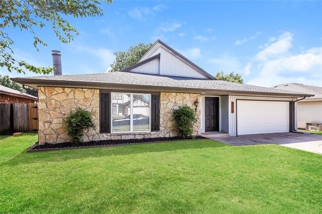 8829 Parkridge Dr in Oklahoma City, OK - Building Photo - Building Photo