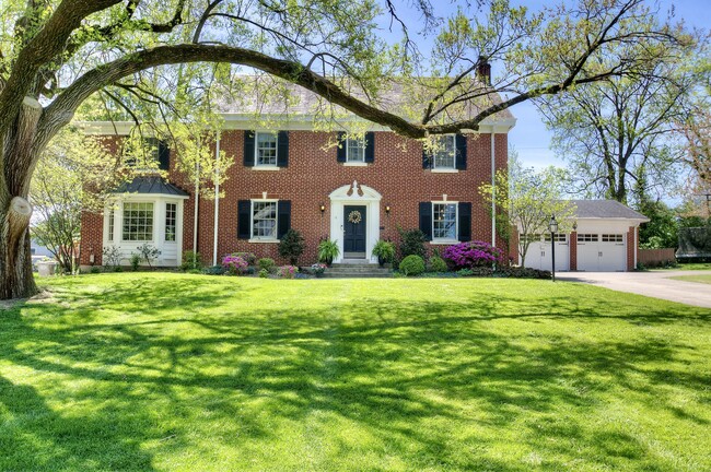 property at 17 Sunnymede Dr