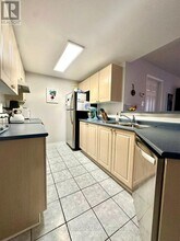 310 Central Park Dr in Ottawa, ON - Building Photo - Building Photo