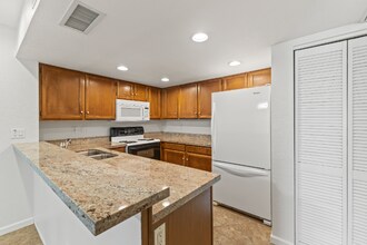 4730 W Northern Ave in Glendale, AZ - Building Photo - Building Photo