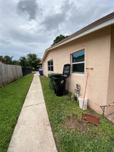 1528 NW 15th Pl in Fort Lauderdale, FL - Building Photo - Building Photo