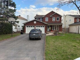 63 Topley Crescent in Ottawa, ON - Building Photo