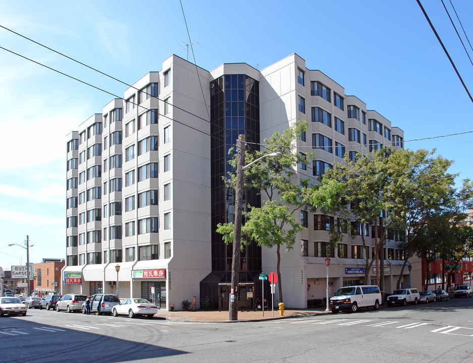 International House in Seattle, WA - Foto de edificio