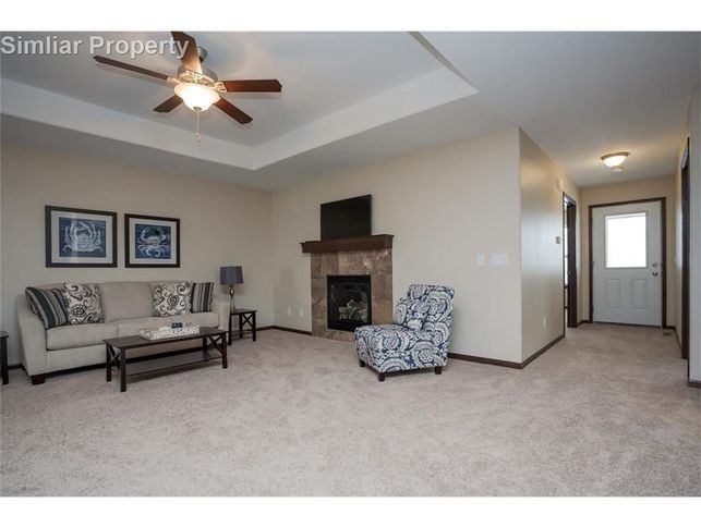 568 Meadow Oak Cir Photo