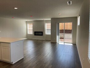 2905 N Pioneer Canyon Dr in Ridgefield, WA - Building Photo - Building Photo