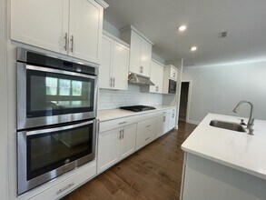 1008 Fenner Ln in Gallatin, TN - Building Photo - Building Photo