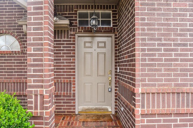 14935 Chestnut Falls Dr