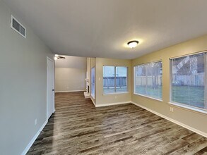 8314 Greenleaf Lake Dr in Houston, TX - Building Photo - Building Photo