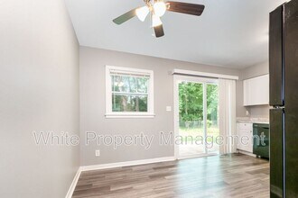 600 Camrose Dr in Charlotte, NC - Building Photo - Building Photo