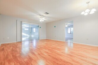 3907 Lemonwood Dr in Sarasota, FL - Building Photo - Building Photo