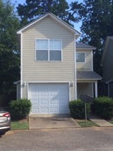 101 Timbers Dr in Dothan, AL - Foto de edificio - Building Photo