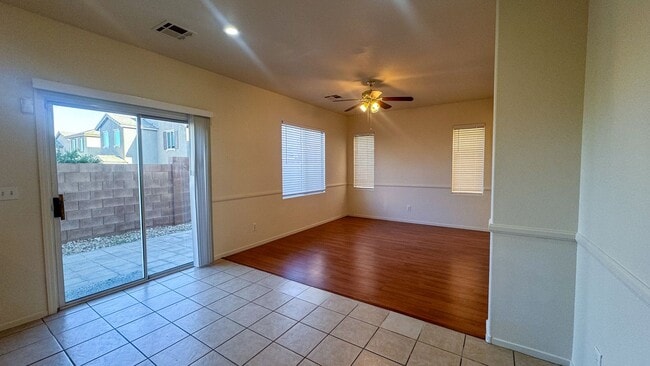 8086 Kings Ransom St in Las Vegas, NV - Building Photo - Building Photo
