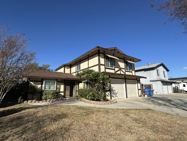 1305 Harold Ave in Simi Valley, CA - Building Photo - Building Photo