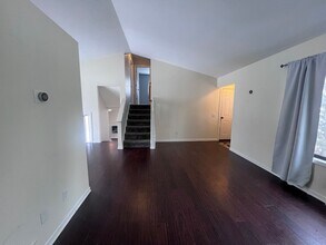 1413 Amberly Dr SE in Grand Rapids, MI - Building Photo - Building Photo