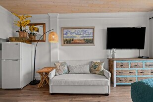 214 Miracle Strip Pkwy SW, Unit SI ID1358979P in Fort Walton Beach, FL - Building Photo