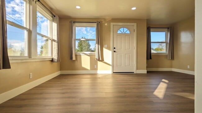 1999 Zehndner Ave in Arcata, CA - Building Photo - Building Photo