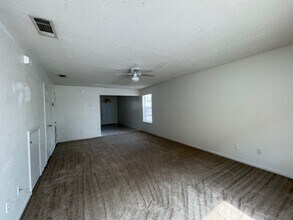 904 Clairidge Ave in Killeen, TX - Building Photo - Building Photo