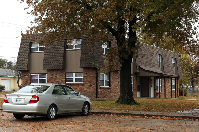 Claremore Apartments