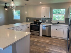4730 W Wisconsin Ave in Tampa, FL - Building Photo - Building Photo