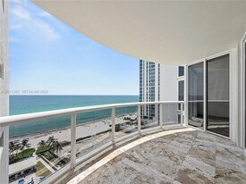 17555 Collins Ave in Sunny Isles Beach, FL - Building Photo