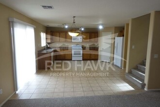 10562 N 116th Ln in Youngtown, AZ - Foto de edificio - Building Photo