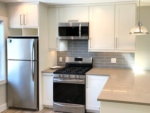 99-07 Ascan Ave in Queens, NY - Building Photo - Building Photo