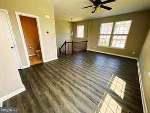 4747 Witchhazel Way in Aberdeen, MD - Foto de edificio - Building Photo
