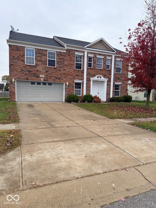 667 Timeless Run in Greenwood, IN - Building Photo - Building Photo