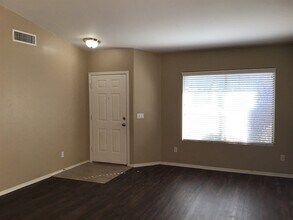 6222 W Southgate St in Phoenix, AZ - Building Photo - Building Photo