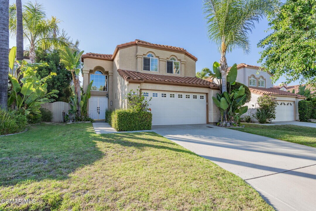 637 Brademas Ct in Simi Valley, CA - Building Photo