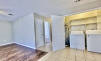 2405 Pedernales Dr photo'