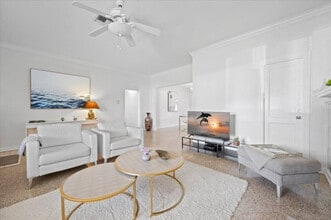 344 Linda Ln in West Palm Beach, FL - Foto de edificio - Building Photo