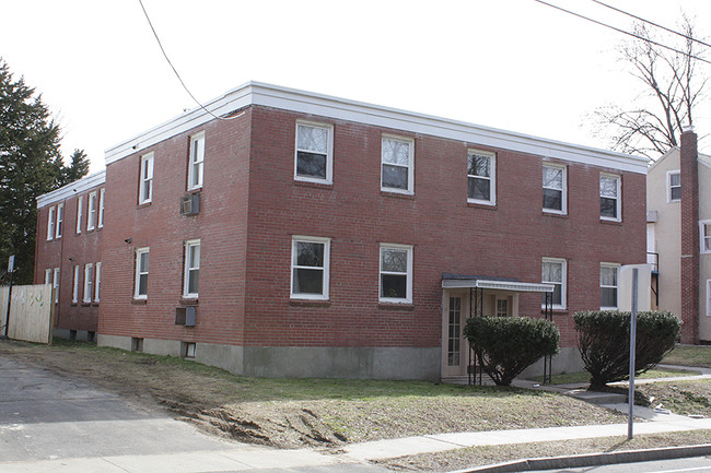 133 Prospect St in East Hartford, CT - Building Photo - Building Photo